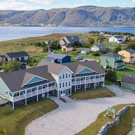 The Tides Inn Norris Point 外观 照片
