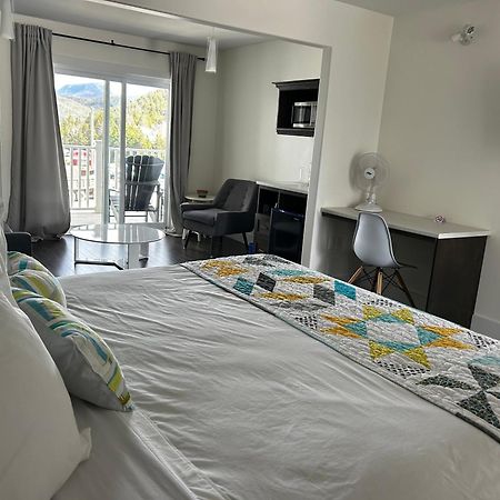 The Tides Inn Norris Point 外观 照片